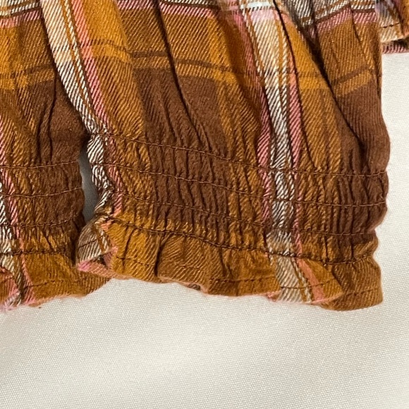 SO Blouse Women's XS Brown Plaid Smocked Cropped Square Neck Long Sleeve - Picture 7 of 8